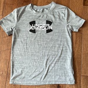 Boys Under Armour t-shirt